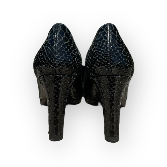 Stuart Weitzman snakeskin heels - Picture 7 of 7